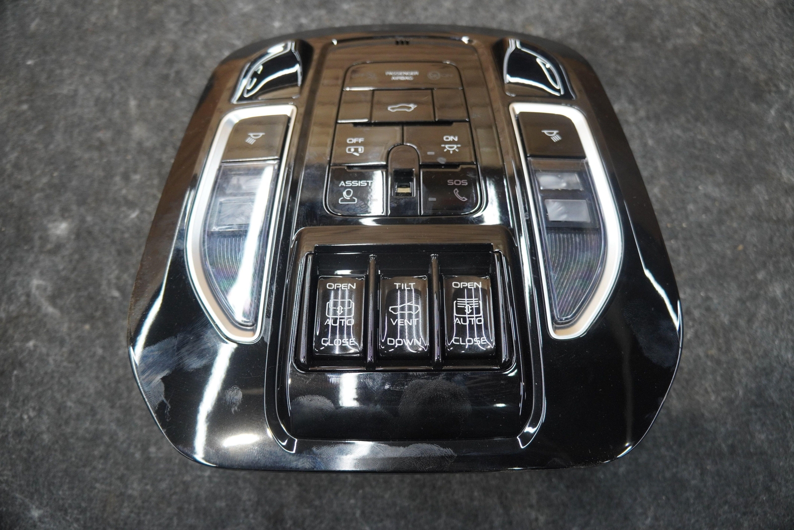 Roof Console Sunroof Switch Dome Light Lamp Black 670226323 Maserati Grecale 23