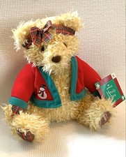 HALLMARK 11  SITTING MERRILY HOLIDAY BEAR NWT