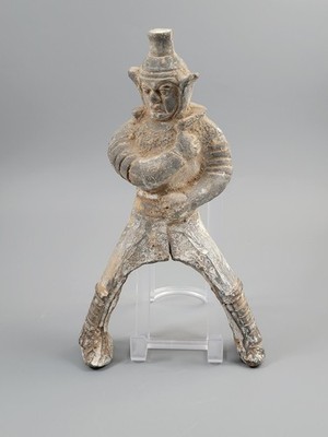 Terrakotta Wächter Figur, östlicher Han Stil (1.-3. Jahrhundert n. Chr.)
