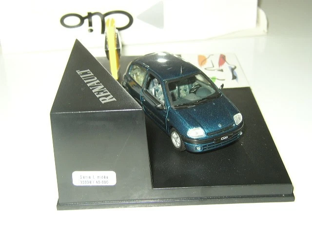 VITESSE RENAULT CLIO II 1998 SÉRIE LIMITÉE réf 77 11 149 011 échelle 1/43 - Photo 3/4