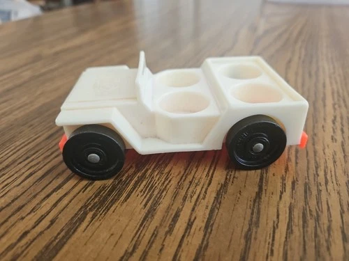 Fisher Price Little People 4 Seater Jeep Car White/Red #990 VINTAGE