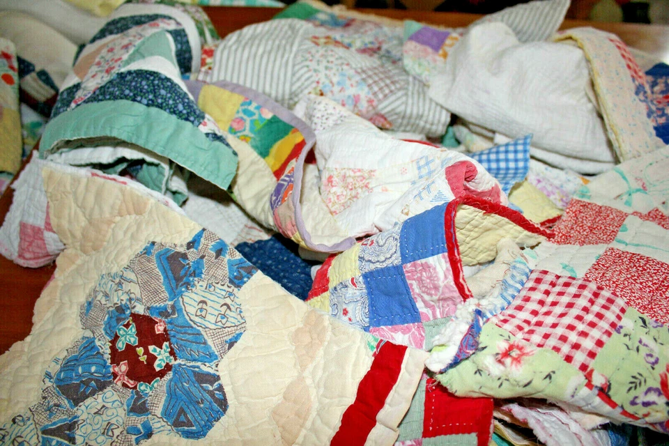 Vintage Cutter Quilt Pcs Junk Journal Slow Stitch Ephemera Grab Bag Half Pound - Image 2 of 4