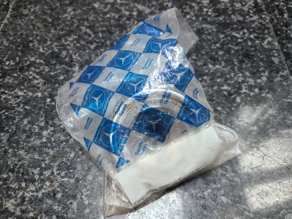 Mercedes 190SL Parking Light housing 1218200220 New NOS oem genuine - Image 3 of 4