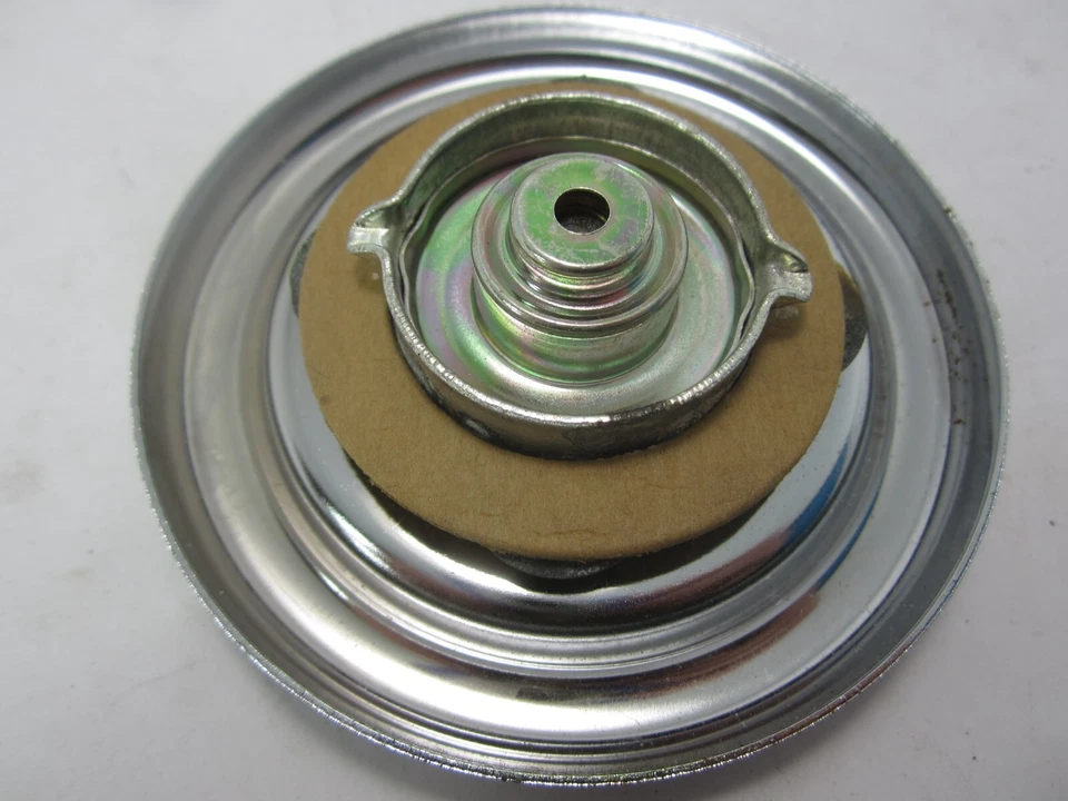 53-70 73-77 AMC Ford Mercury IHC Hudson Studebaker Nova Tapa de combustible de gasolina STANT G24 Foto 4 de 4