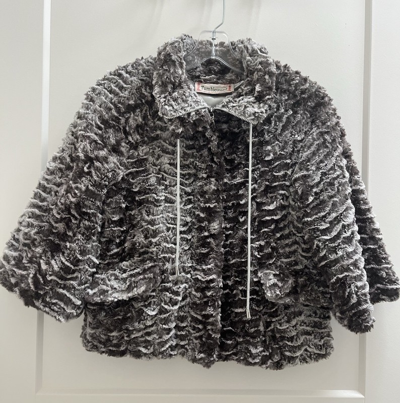 Tumbleweed Gray Faux Fur Bell Sleeve Zip Up Jacket Sz Small