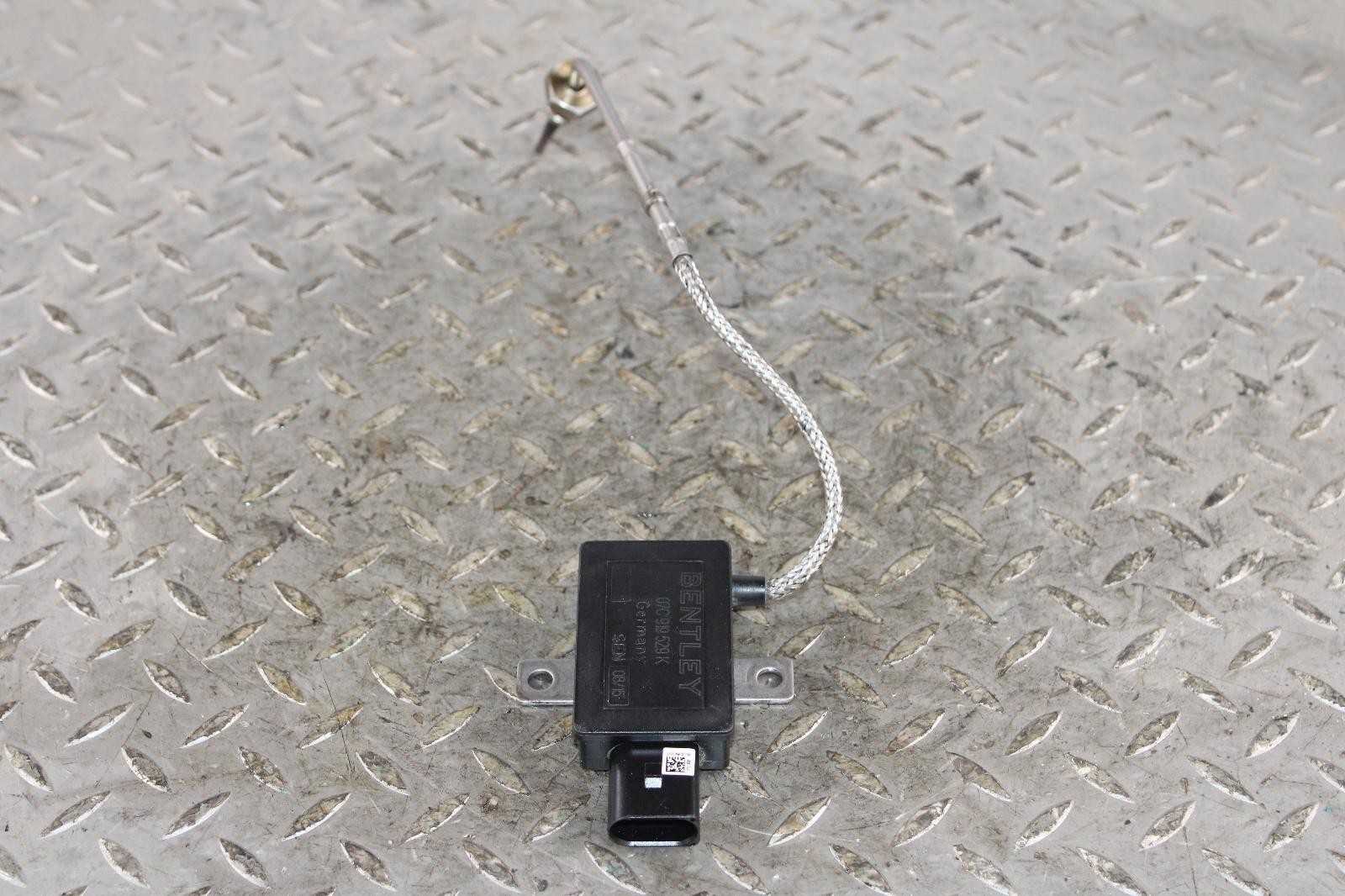 Bentley Flying Spur 2013-2018 Right Temperature sender