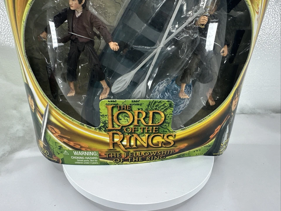 ToyBiz Lord of the Rings FOTR Frodo & Samwise Gamgee w/Elven Boat Accessory 2001 - Image 4 of 4