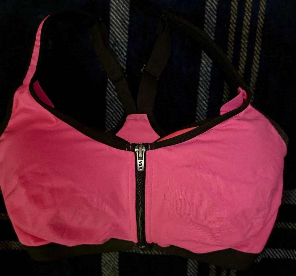 Victoria's Secret VSX Knockout Front Close Sports Bra Love Pink Size 34DDD - Image 4 of 4