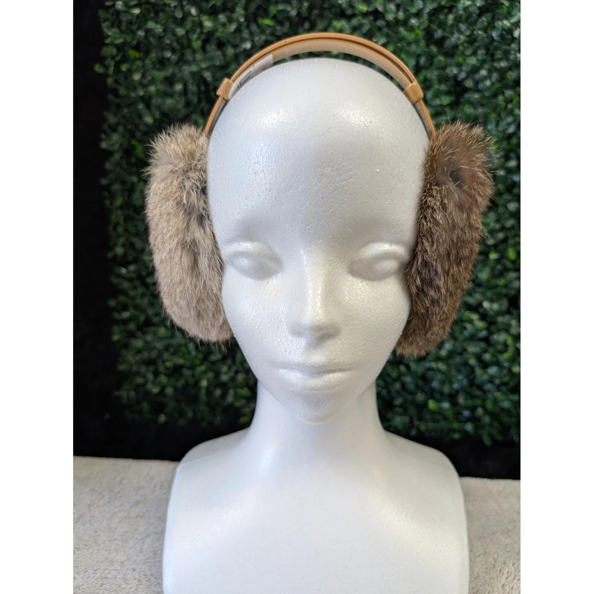 Vintage NWT 1971 Soviet TPYA White Rabbit Fur Women\'s Hat TRUD Moscow Russian Rabbit Fur Hat, Soviet Vintage Warm Winter Hat From USSR  main image 4