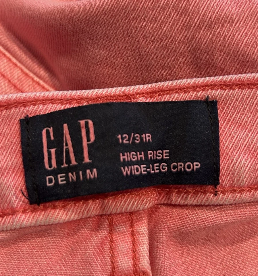 Pantalones de mezclilla cortos GAP para mujer tiro alto pierna ancha caramelo coral talla 12/31R dobladillo crudo Foto 4 de 4