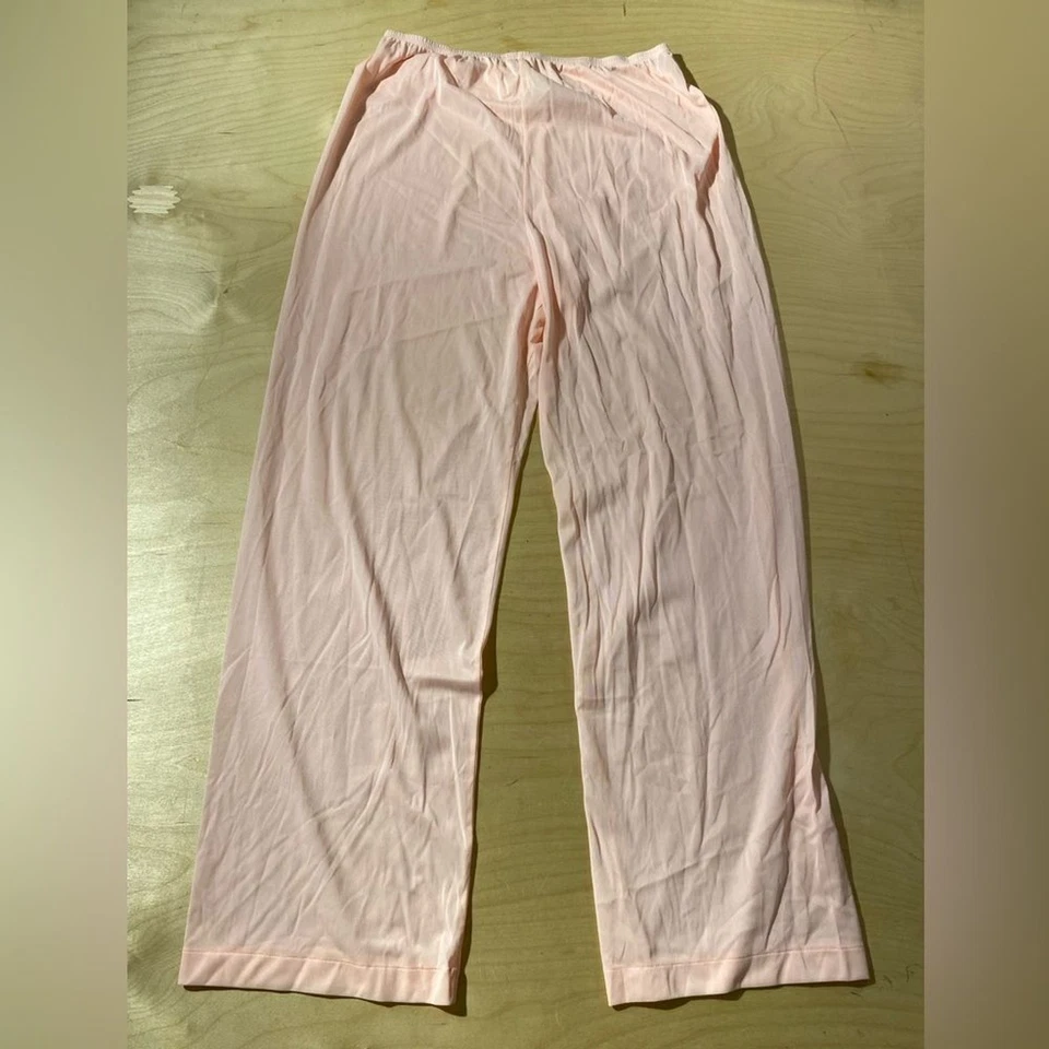 Pantalones de pijama Vanity Fair rosa claro medianos hechos en EE. UU. (NO) Foto 4 de 4