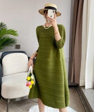 New style pleated fabric A-line dress plain pleated dress