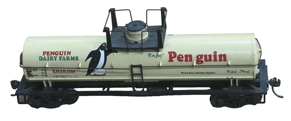 EXTREMELY RARE HO PENGUIN DAIRY FARMS CHRISTMAS SINGLE DOME TANK CAR-FREE SHIP - Image 2 of 4