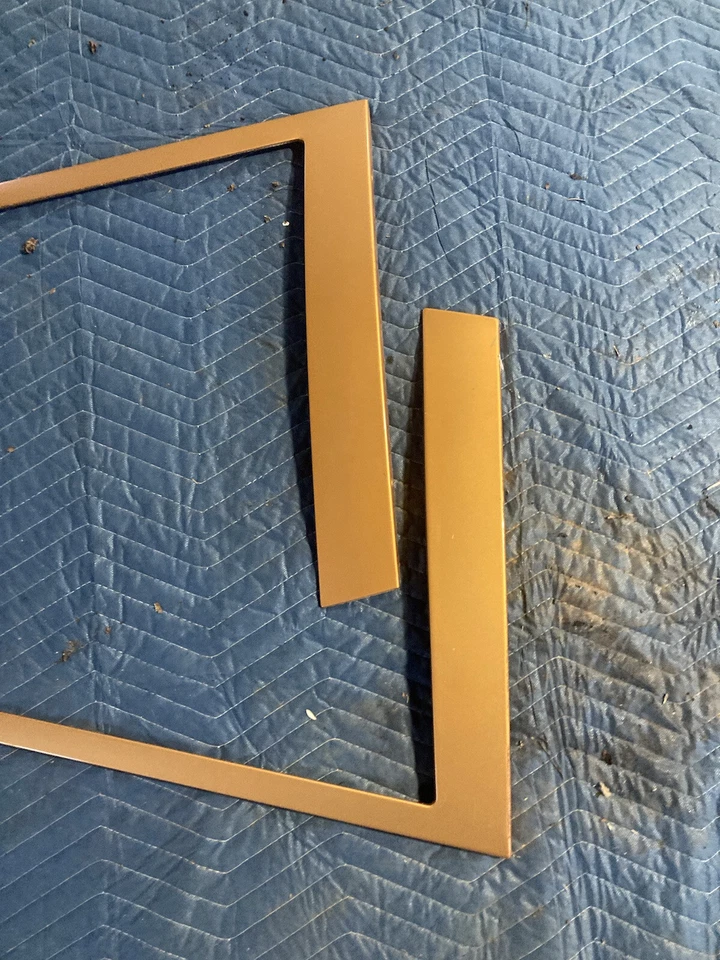 Par de molduras de azafrán 98-00 Volvo Quarter Panel Revelar OEM V70 V70R S70 #239M Foto 3 de 4