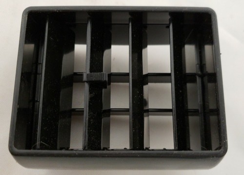 NOS 1978-1988 CHEVY INNER CENTER DASH VENT A/C HEATER BEZEL OEM 14042853 - Picture 2 of 5