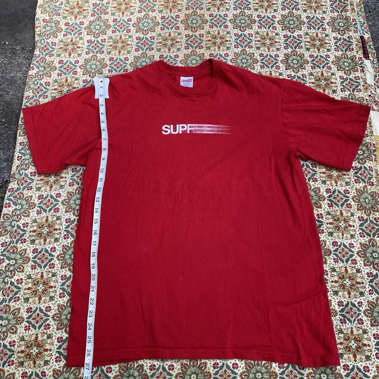 Tee shirt rouge Supreme Motion Glitch logo Medium fabriqué aux États Unis