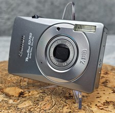 Pacchetto fotocamera digitale Canon PowerShot Digital ELPH SD750 / Digital IXUS 75 7,1 megapixel