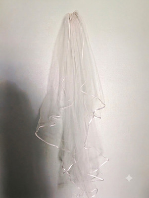 White Tulle Net Chapel Length Wedding Veil with Metal Hair Comb