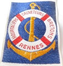 tissu ancien neuf Hospitaliers Sauveteurs Bretons RENNES avant 1967 47x62mm