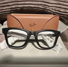 Ray-Ban Meta Smart Glasses Black Frames Bluetooth w/ Case and Box