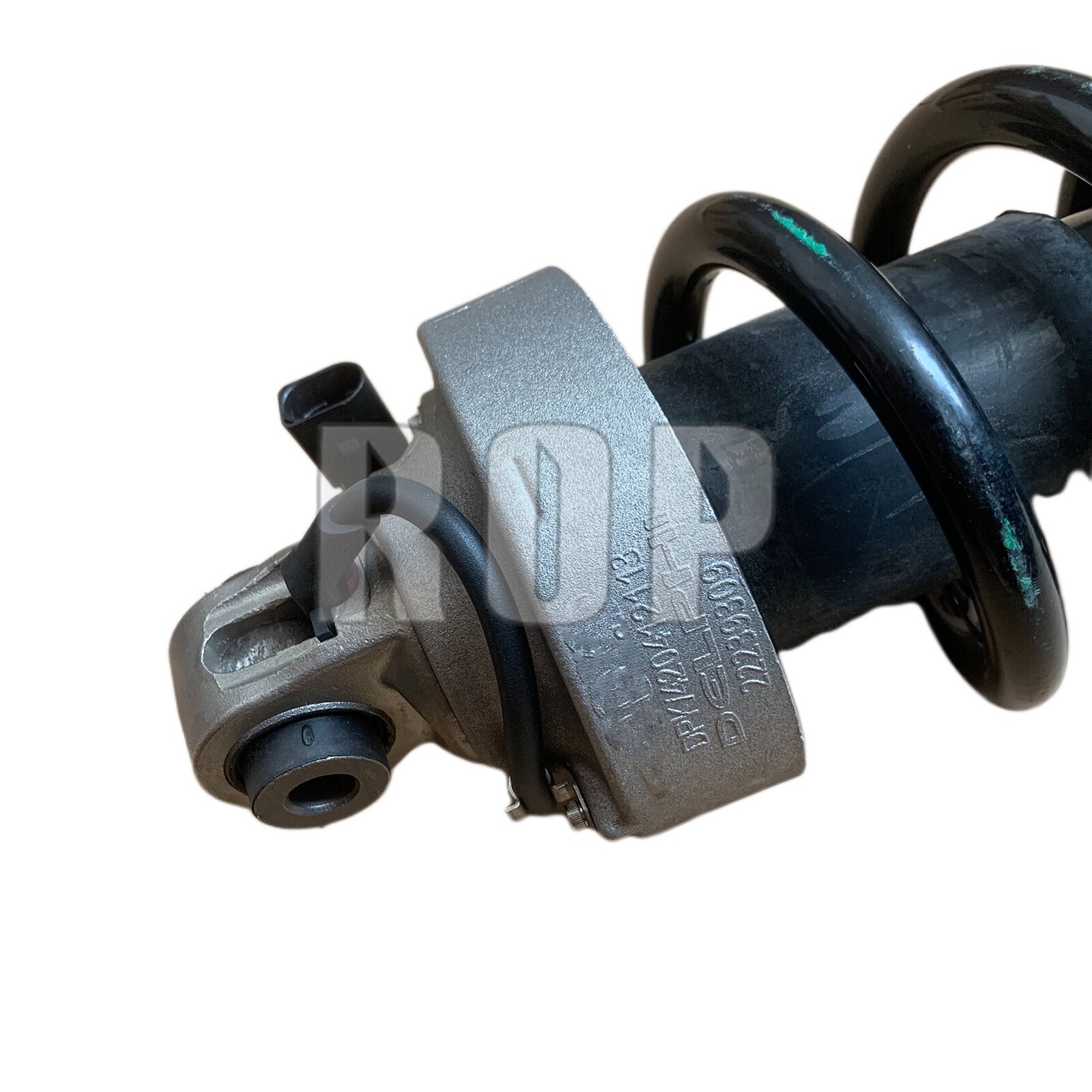 Audi R8 2009-2015 Front Left, right Air suspension struts Pair P/N 420412019AG