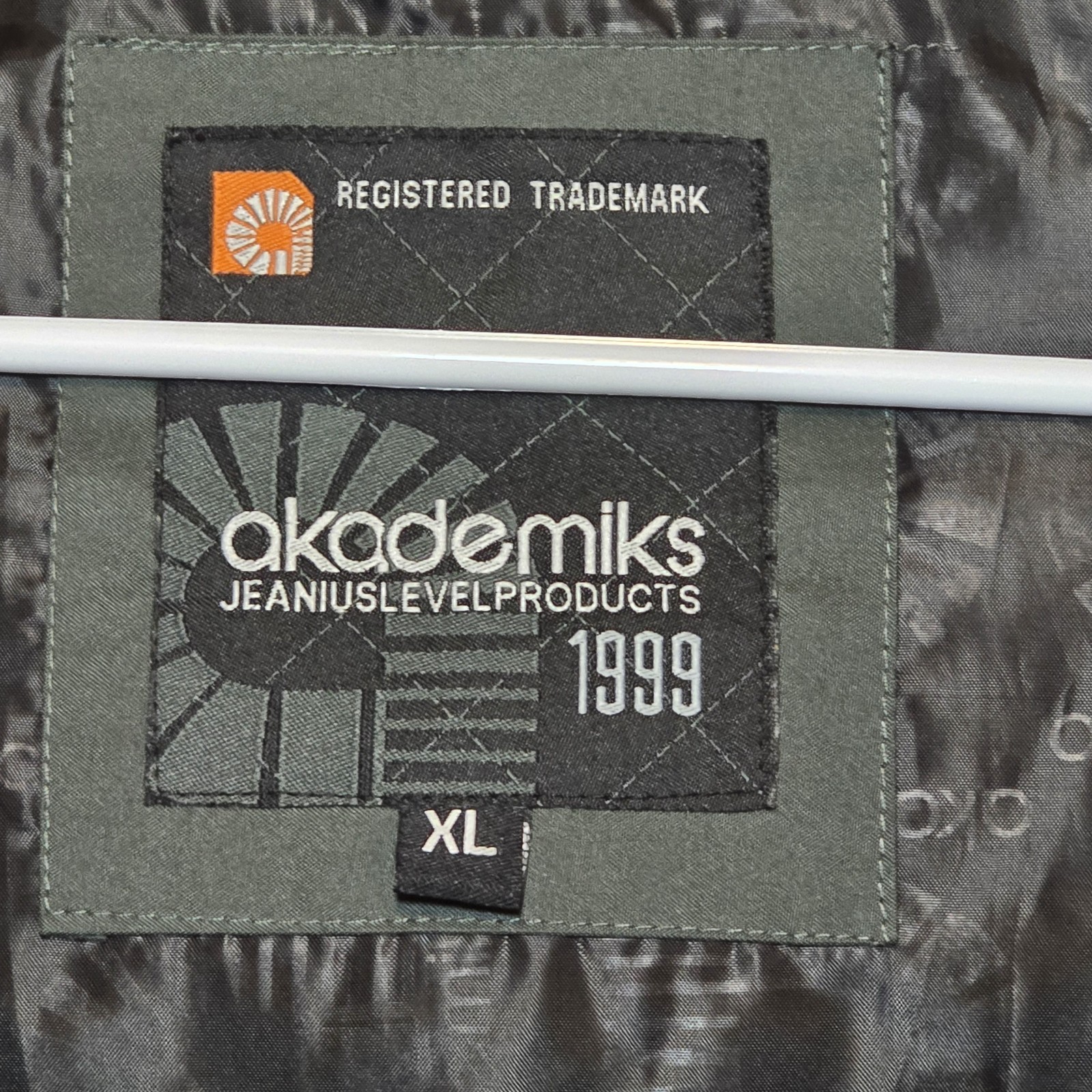 Akademiks Puffer Vest Mens Size X-Large Black Full Zip Hip Hop Y2K image 3