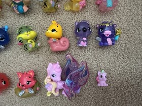 Hatchimals LOT of 35 Figures & Nests