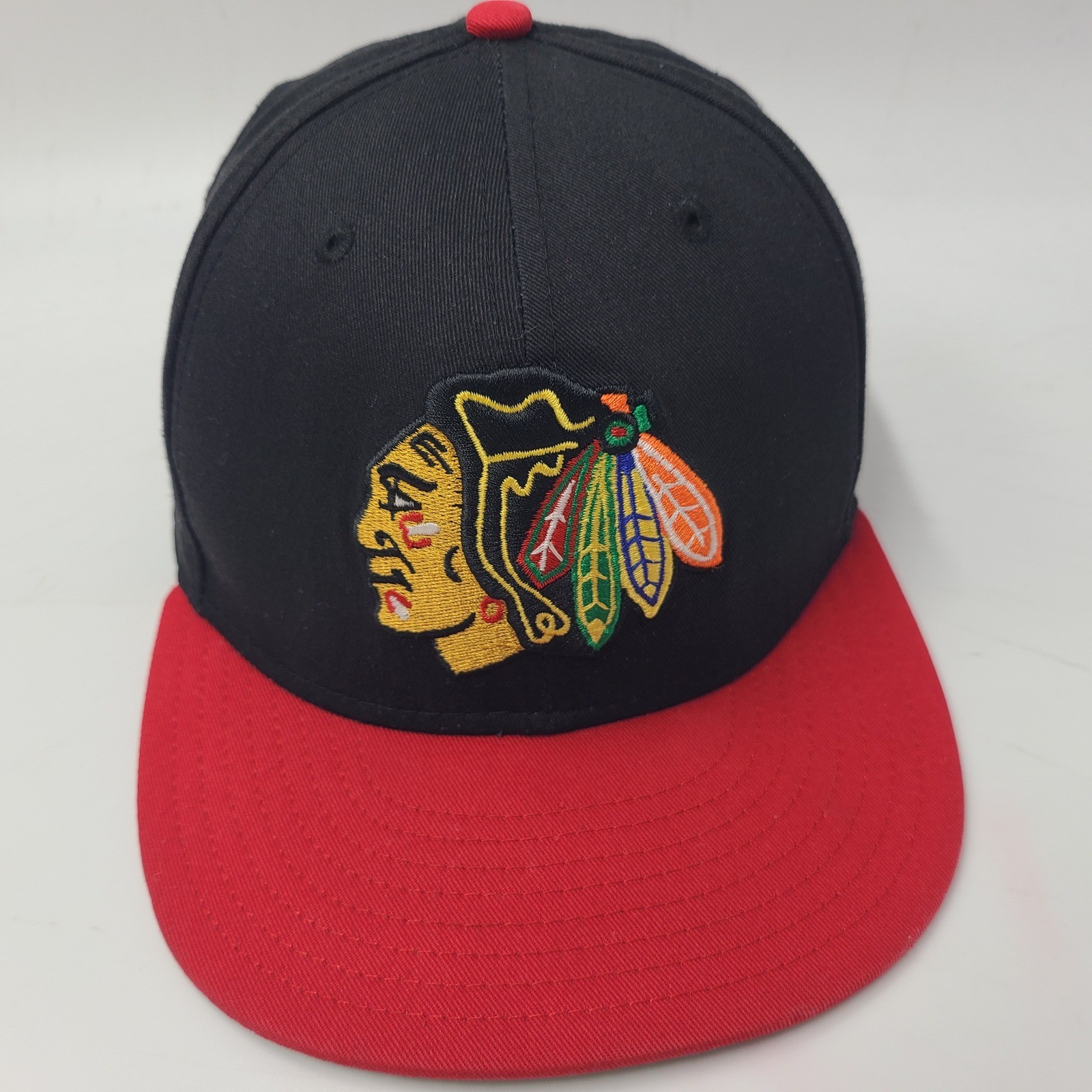 Chicago Blackhawks Hat Snapback New Era 9Fifty Black Red NHL Hockey Logo Men