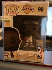 Funko POP! Basketball LeBron James 90 White Uniform NBA Seal Pop Protec{FPB3}