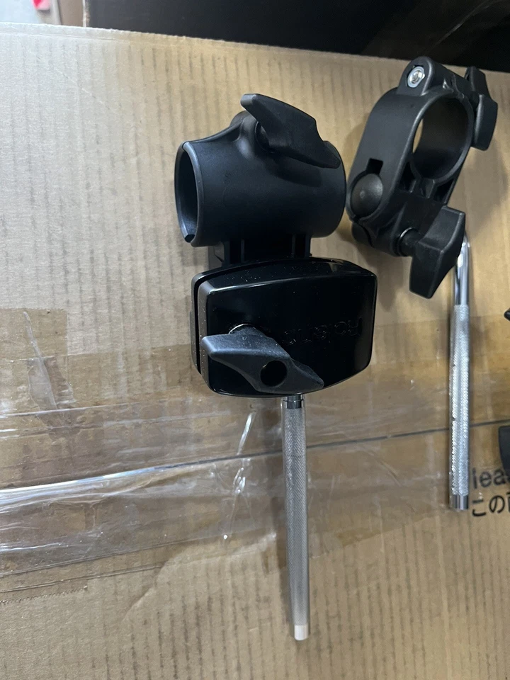 Roland V-drum Mounts, 3 Tom Mounts One Ball Joint Snare Mount  - Image 2 of 4
