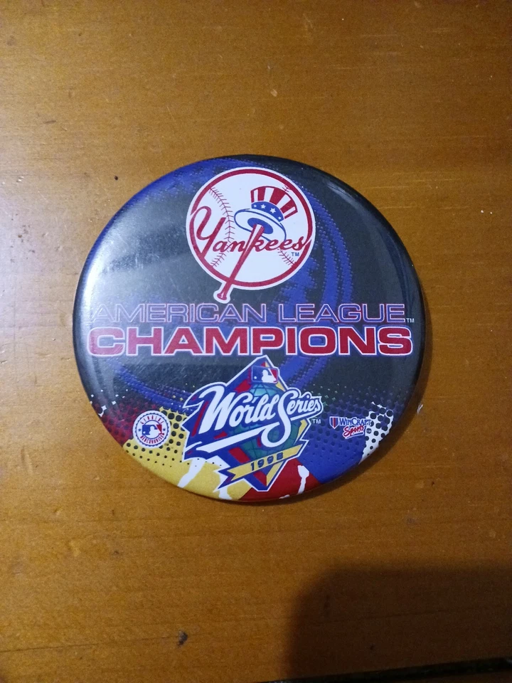 VINTAGE 90s New York Yankees Button Pin 1998 World Series Champions New - Image 3 of 4