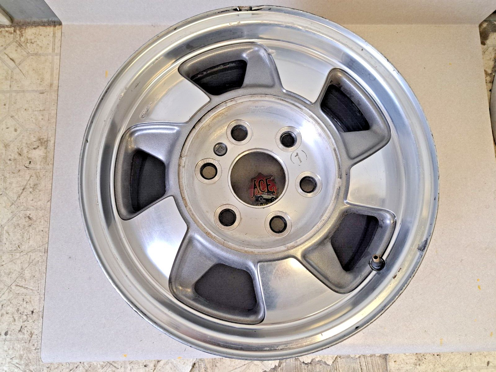 00-03 Chevy Tahoe Suburban 1500 OEM 16x7 Spare Aluminum Wheel Rim BRUSHED FINISH