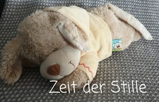 NICOTOY Hund liegend Stofftier beige Kaputzenshirt 25 cm OHNE Spieluhr *