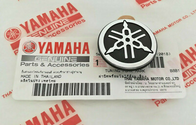 ORIGINAL Yamaha-3D-PVC-EMBLEM-3cm-Aufkleber-CHROM-30mm-LOGO-GRAND FILANO-GENUINE