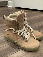 NEW  8.5 EREM Women’s Xerocole Almond Leather Lace Up Ankle Lug Sole Hiking Boot