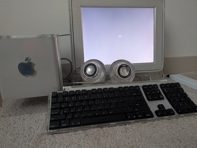 Apple Power Mac G4 Cube Complete With Monitor, Pro Mouse, Speakers, Power Supply
