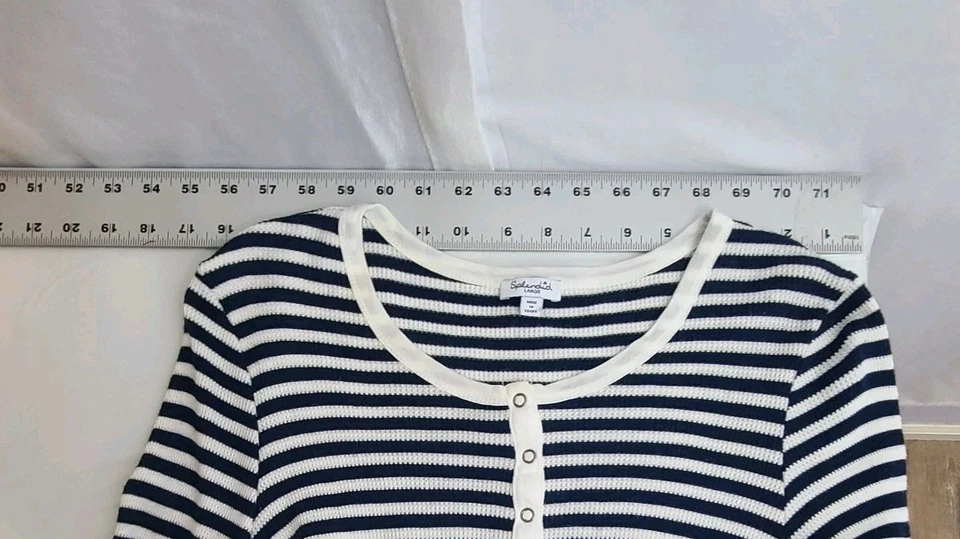 Espléndido L Henley Azul/Blanco Bella Swan Alt To Energie Rayas en Crepúsculo Foto 3 de 4