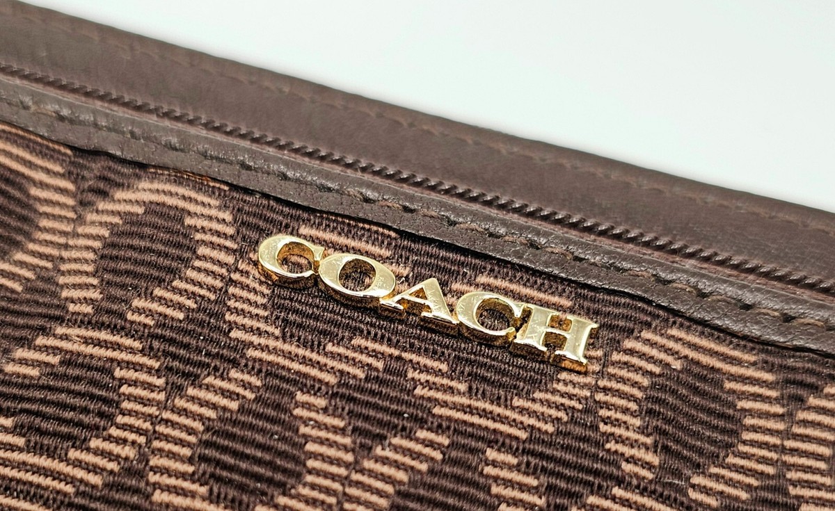 Coach Signature Line Optic C View 3