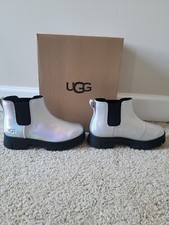 Brand New UGG Ashton Chelsea Leather Kids Boots Silver Size 3