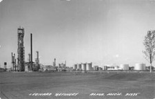 Foto real postal vintage de refinería Alama Michigan Leonard AA74765