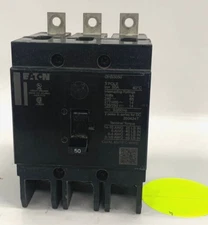 EATON CURCUIT BREAKER HACR TYPE 3 POLE MODEL NO GHB3050
