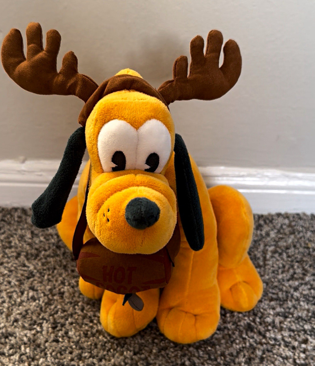 Disney World park Pluto Reindeer Antlers Hot Cocoa Scarf Christmas plush ￼￼