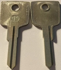 2 Datsun Key Blanks # D74E