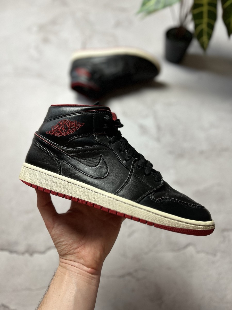 Nike Air Jordan 1 Mid Retro Black Red 2015 Shoes Men display picture 1