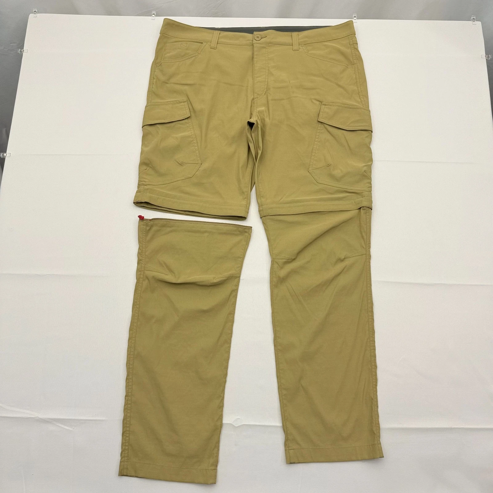 Eddie Bauer Convertible Zip Off Cargo Pants Mens 40x32 Hiking Nylon Outdoor Tan