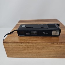 VINTAGE Camera Vivitar 600 24mm Lens Built In Flash Point And Shoot Film Camera