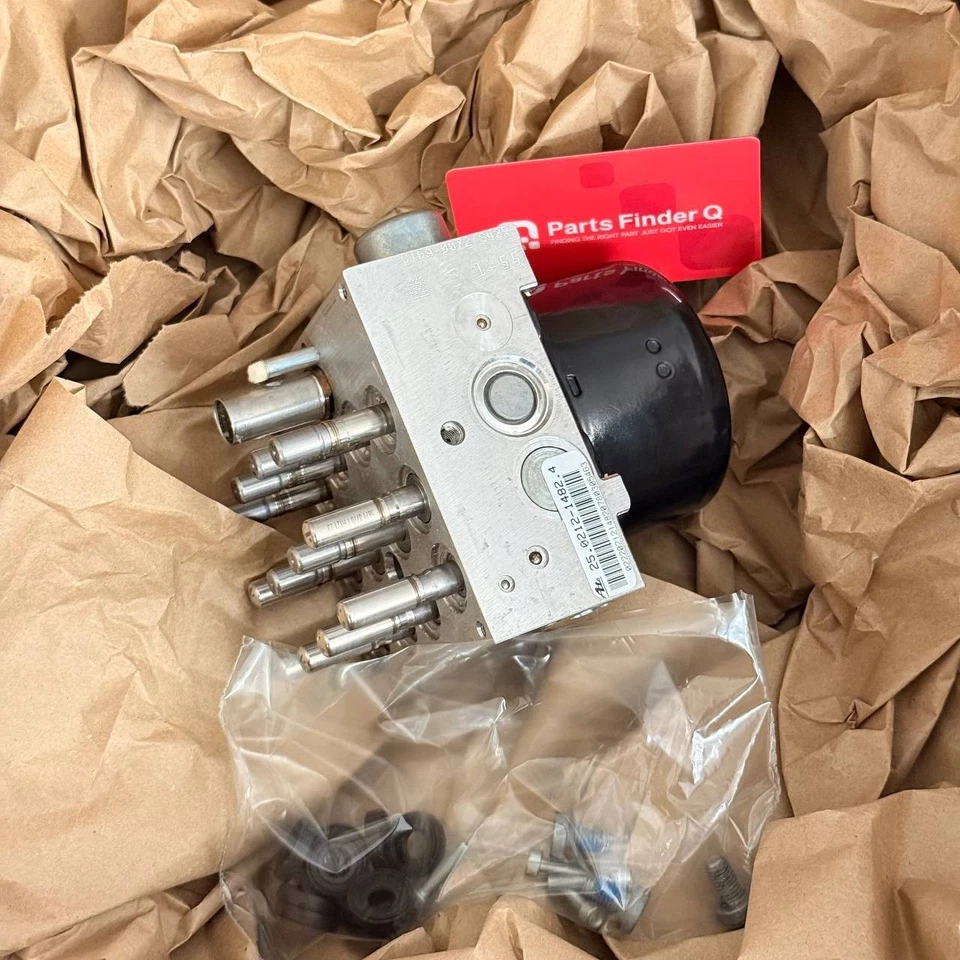 23158133 | Genuine GM - Anti Lock Brake, ABS Pump for Cadillac SRX (2010-2016) - Image 2 of 4