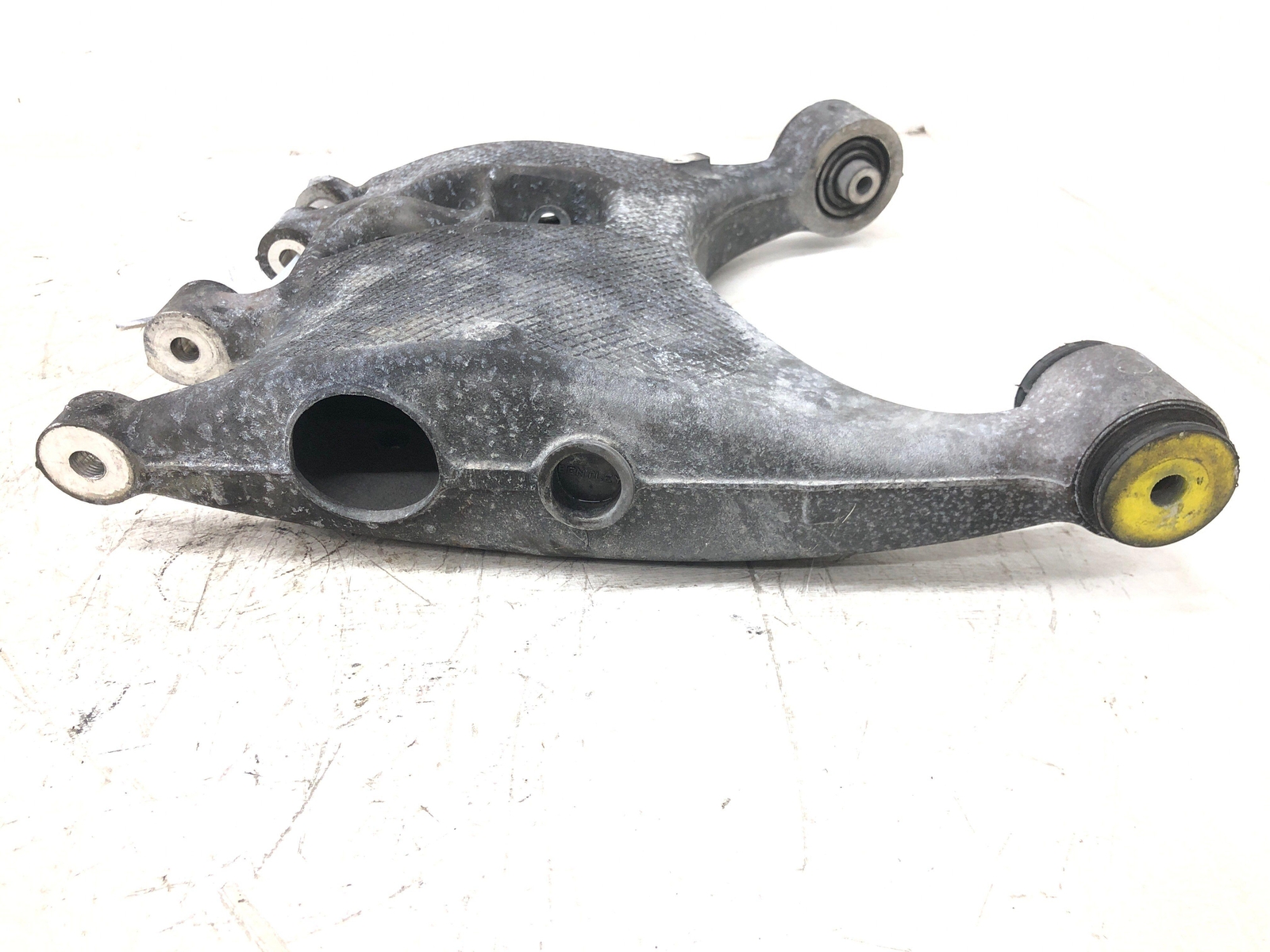 2009-2011 BENTLEY CONTINENTAL RIGHT PASSENGER REAR LOWER CONTROL ARM OEM