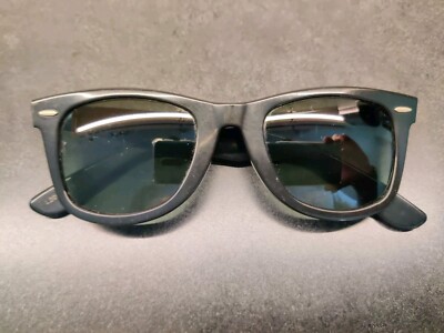 Vintage B&L Ray-Ban US Wayfarer Sunglasses & Box L2008 Black Ebony