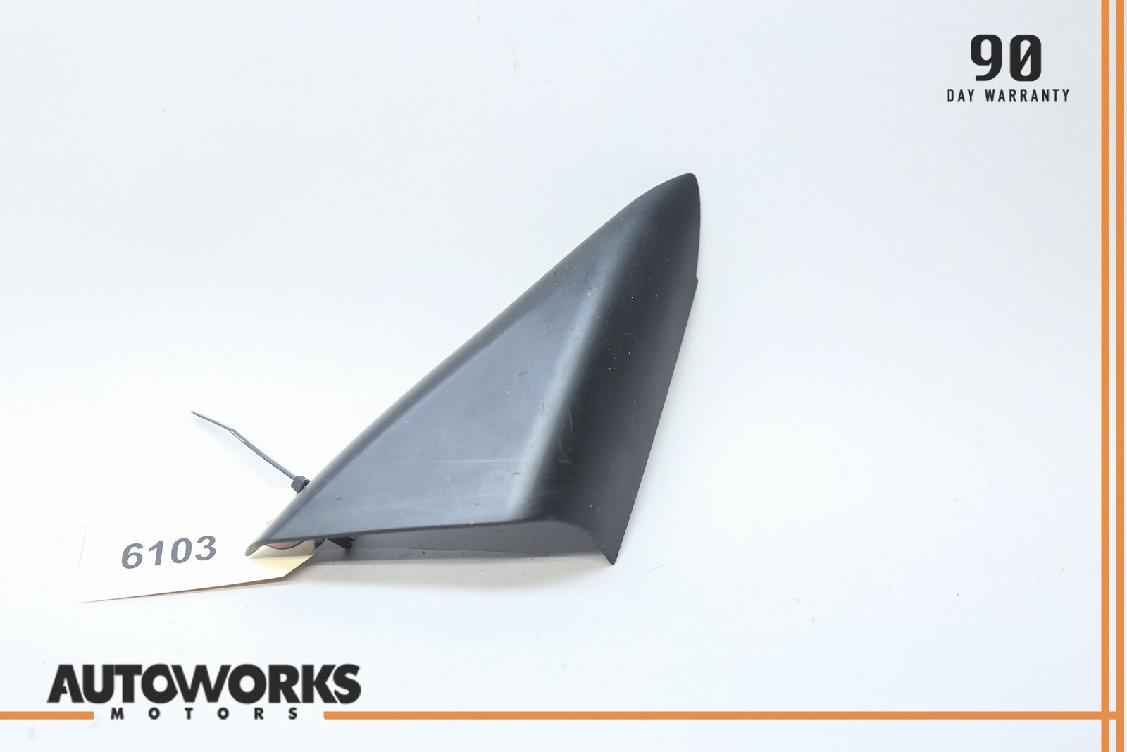05-08 Maserati Quattroporte M139 Front Right Door Window Triangle Trim Cover OEM